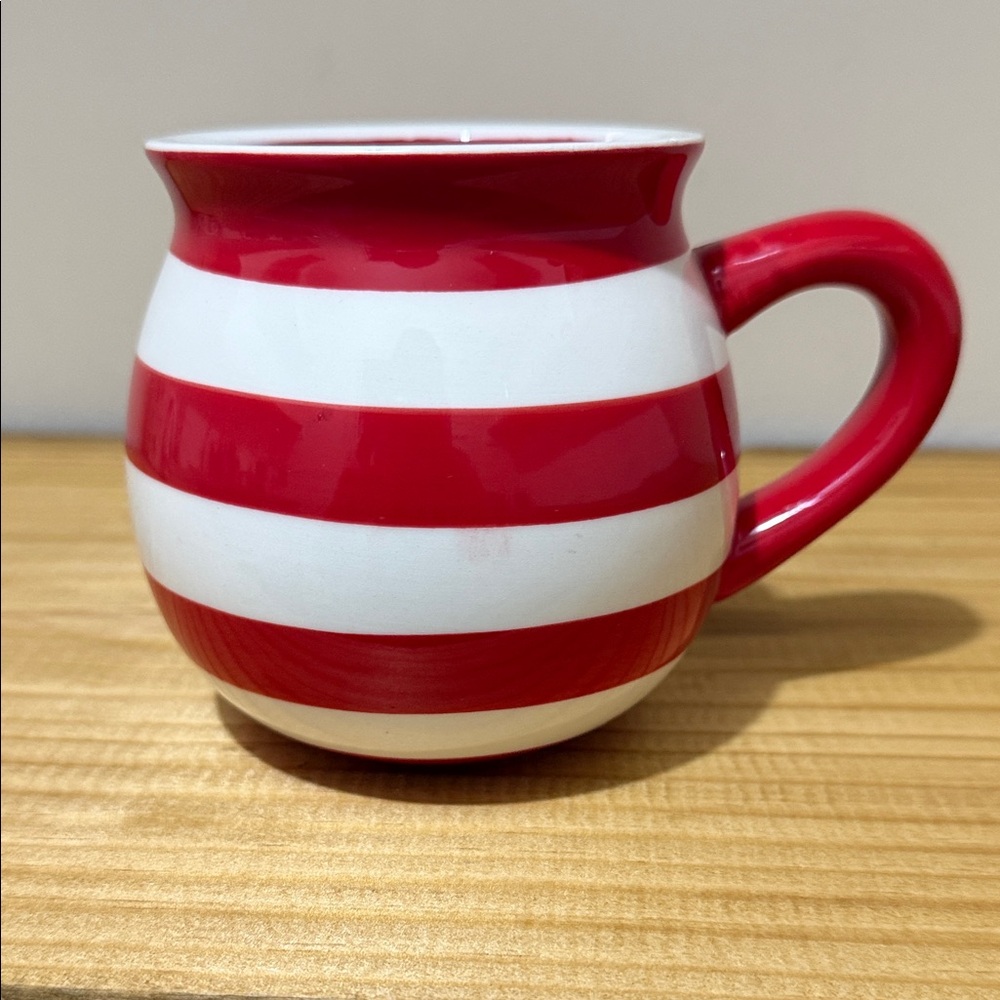 Red and White Striped Mug- Tereamoto Ceramic